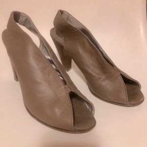 Scorah Pattullo Heels